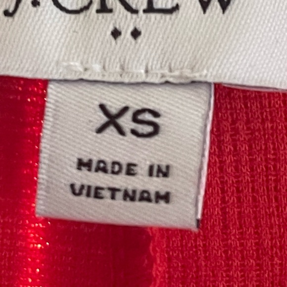 J Crew classic short sleeve wrap dress. You will love the orange color!! Size XS - Picture 2 of 6